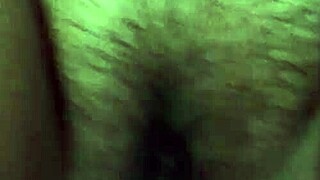 I can only rub my pussy, i'm a virgin who can't take it in.