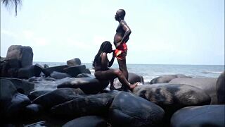 Magic Holidays With Ebony Ass Licking!