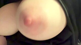 I love artemisia love's big tits bouncing.