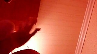 Cheap mature Asian hooker gets intense licking and creampie in homemade missionary