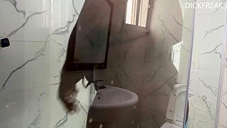 Boss Wife Screams During Rough Doggystyle Quickie In Bathtub