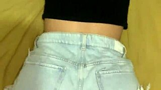 Amateur girl with big ass gets fucked in shorts, bent over 😏🍑