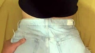 Amateur girl with big ass gets fucked in shorts, bent over 😏🍑