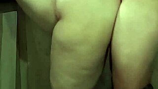 Rapidito Con La Suegra Milf Caliente En La Cocina Termina Con El Coño Lleno De Semen Por Poco Nos Ve Mi Esposa Casero Real