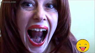 Horny Fetish Queen Uses Tongue!