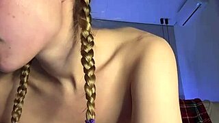 Squirting a lot with young 18+ girl 😍