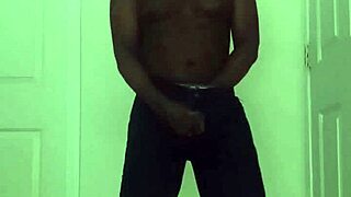 restricted while cuming together with orgasmic ending. feels so intense.