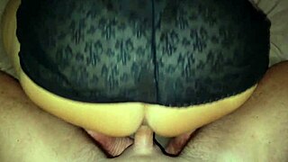 Stepmom foot fetish sex at night