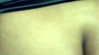 Curvy ebony milf uses vibrator on wet pussy.