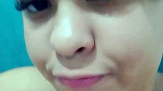 CHEIA DE FOGO NA BUCETINHA ME EXIBO GOSTOSINHO PARA A CAMERA E ME TOCO