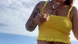 yo, ever seen a bikini splitting pussy lips at the beach?