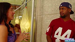 jovem safada fodida e cheia de porra por bbc depois de pega na rua