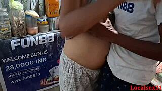 Young indian amateurs orgasm in doggystyle webcam