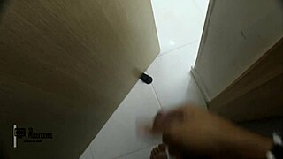 Dios mio mi hermanastro me follo y bombeo su semen en mi culo historia completa 😍