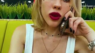 beautiful webcam slut fingers her pussy and masturbates like a whore