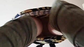 Hey, check out Elza Koms in this fetish feet session with licking and gagging.