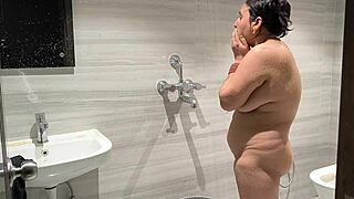 desi girl puja baby enjoys morning shower