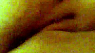 cute bbw masturbates shaved pussy in mirror