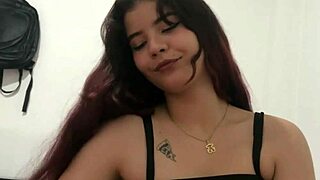 me trepo en la cama de mi hermanastro para algo