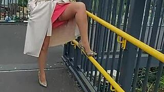 I dare Jasmin69 to suck my pussy outdoors on webcam