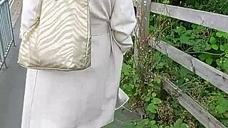 I dare Jasmin69 to suck my pussy outdoors on webcam