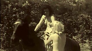 vintage hairy pussy beauty