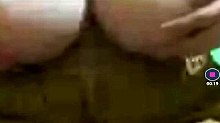 Young Amateur's Big Boobs In Provocative Action!