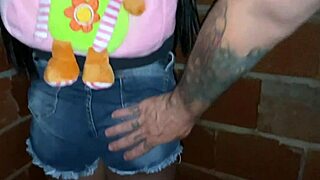 She offers her pussy so work never ends