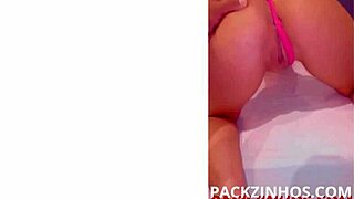 funkeira rebolando gostoso no pau