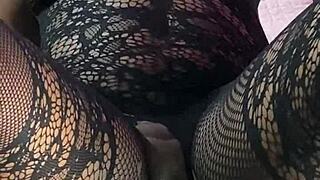 Ebony Milf Squirts Multiple Times On Sex Machine