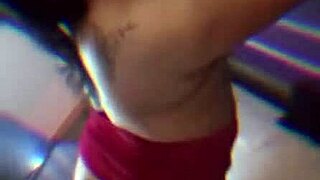 uy, i wan another cock to pound me hardd