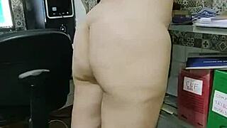 Young employee spends overtime sucking her boss's cock in the office