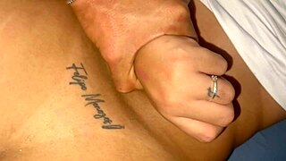 Rabuda gostosa offers tight ass to big cock pov