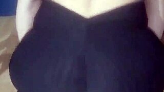 She shows off her big ass in tight leggings