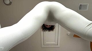 watch me work out beta boy