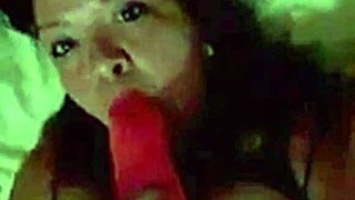 colombian beauty with big tits deepthroats