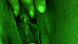 Watch SparksXXX play with her pussy on webcam?