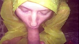 Horny Girlfriend's Shower Blowjob With Cum On Face