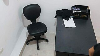 WITH GREAT EXCITEMENT, I INSERTED AN ANAL PLUG AND WISHED SUBSCRIBERS INTENSE SEX FOR NEW YEAR