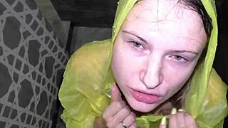 Horny Girlfriend's Shower Blowjob With Cum On Face