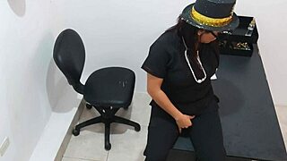 WITH GREAT EXCITEMENT, I INSERTED AN ANAL PLUG AND WISHED SUBSCRIBERS INTENSE SEX FOR NEW YEAR