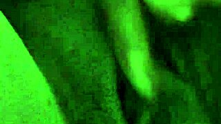 Watch SparksXXX play with her pussy on webcam?