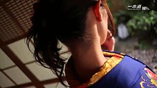 ayumi shinoda the sexy mature av actress appears