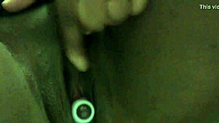 Watch SparksXXX play with her pussy on webcam?