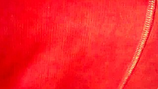 Gretala pisses on feet with balloons 😍