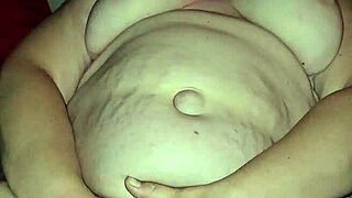 Flicking her bean till she cums hard?