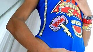 i got creamy blowjob from tiny asian shemale with big dick anal bareback