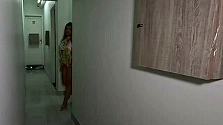 comi uma turista tatuada em uma pousada na praia grande sao paulo