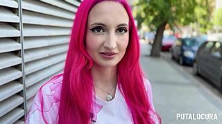 PUTALOCURA - PILLADA A TETONA FRIKI VICTORIA ARIAS PARA UN CONCURSO MUY CALIENTE