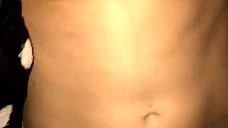 wifey likes to play with her pussy